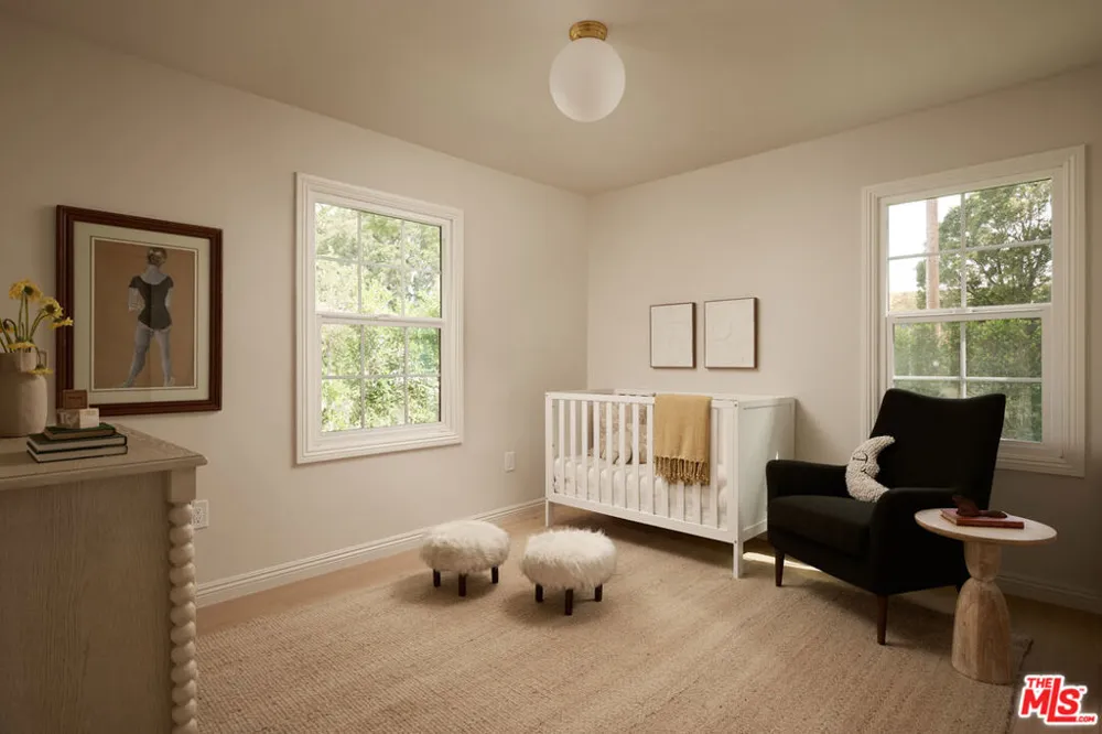 11332 Chenault Street Los Angeles, CA 90049