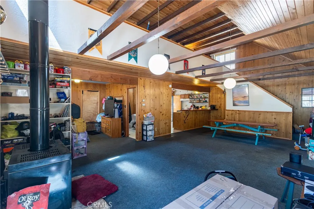 5895 Robin Oak Angelus Oaks, CA 92305