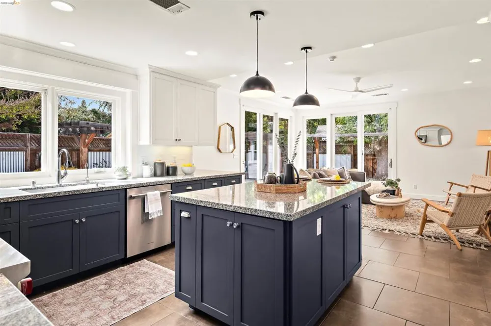 280 Stevenson Dr Pleasant Hill, CA 94523