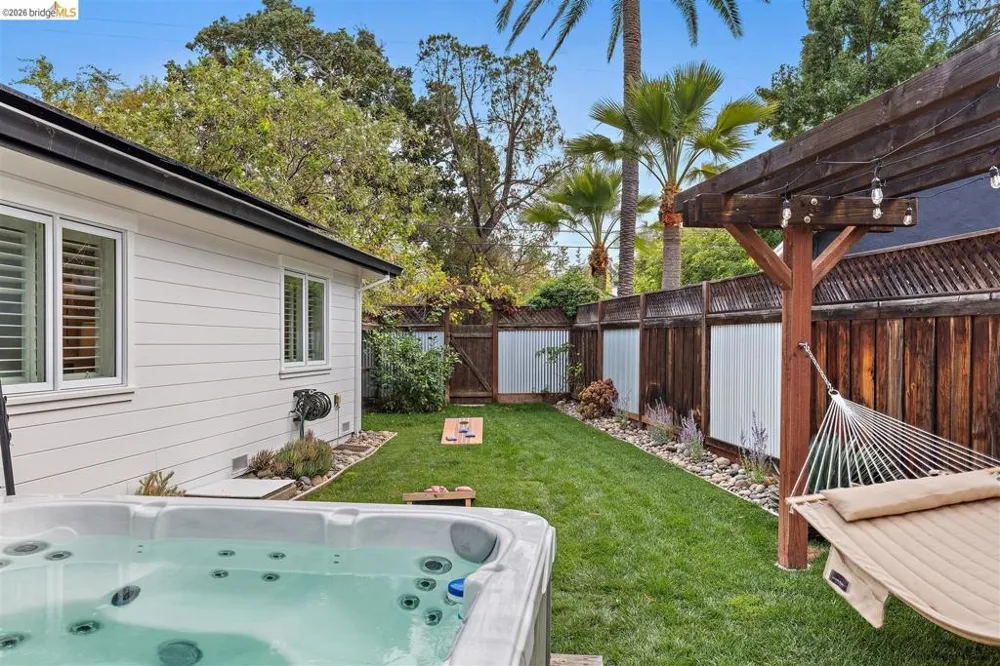 280 Stevenson Dr Pleasant Hill, CA 94523