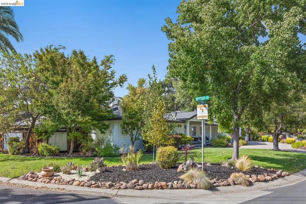 280 Stevenson Dr Pleasant Hill, CA 94523