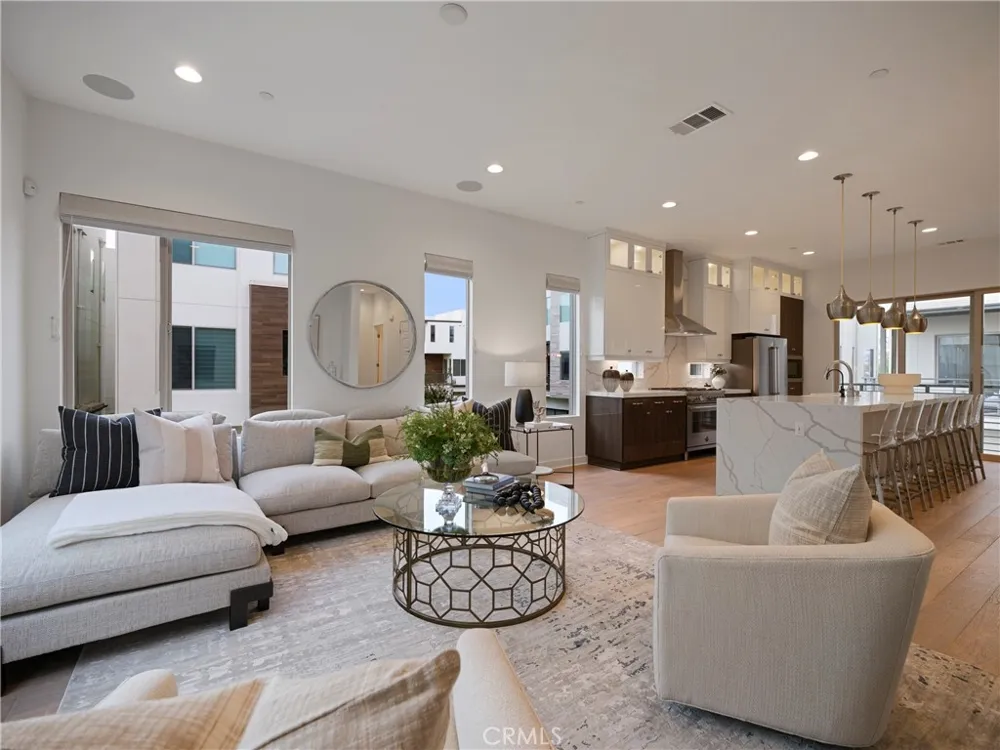 12 Ebb Tide Circle Newport Beach, CA 92663