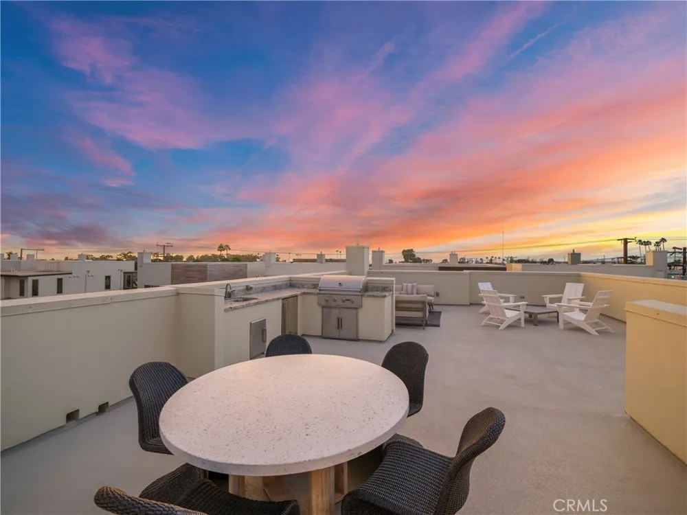 12 Ebb Tide Circle Newport Beach, CA 92663