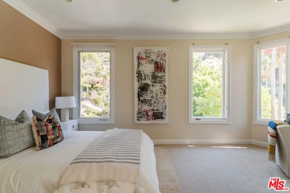 16799 Monte Hermoso Drive Pacific Palisades, CA 90272