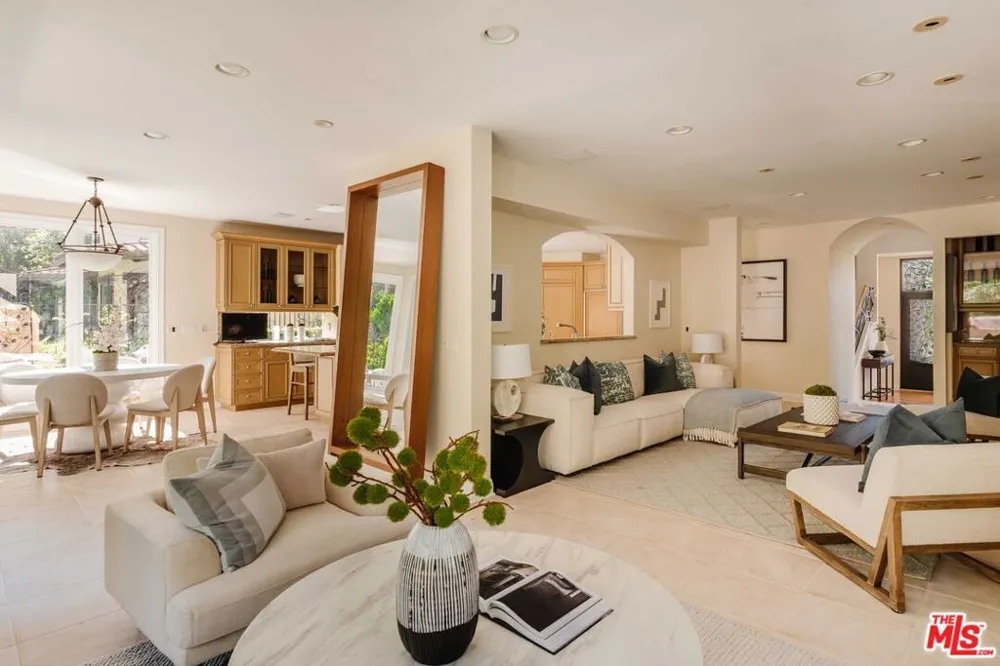 16799 Monte Hermoso Drive Pacific Palisades, CA 90272