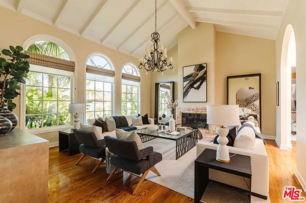 16799 Monte Hermoso Drive Pacific Palisades, CA 90272