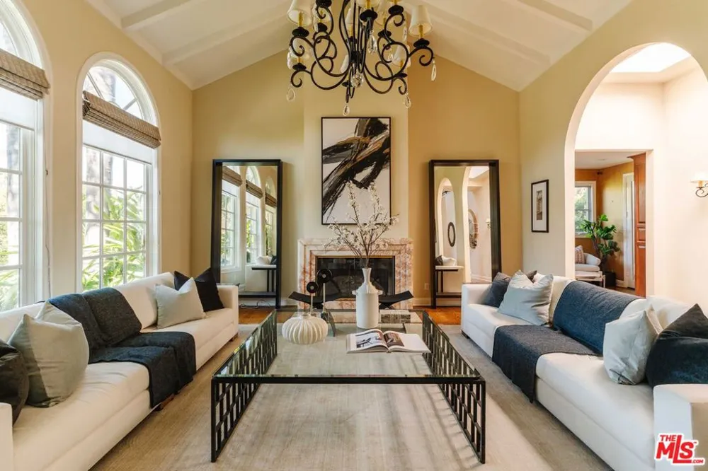 16799 Monte Hermoso Drive Pacific Palisades, CA 90272