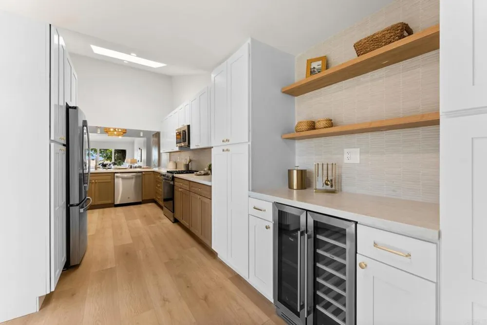 2237 Via Pedrera La Jolla, CA 92037