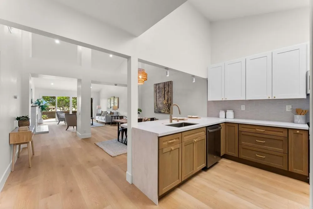 2237 Via Pedrera La Jolla, CA 92037