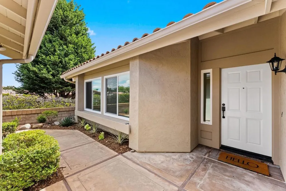 2237 Via Pedrera La Jolla, CA 92037
