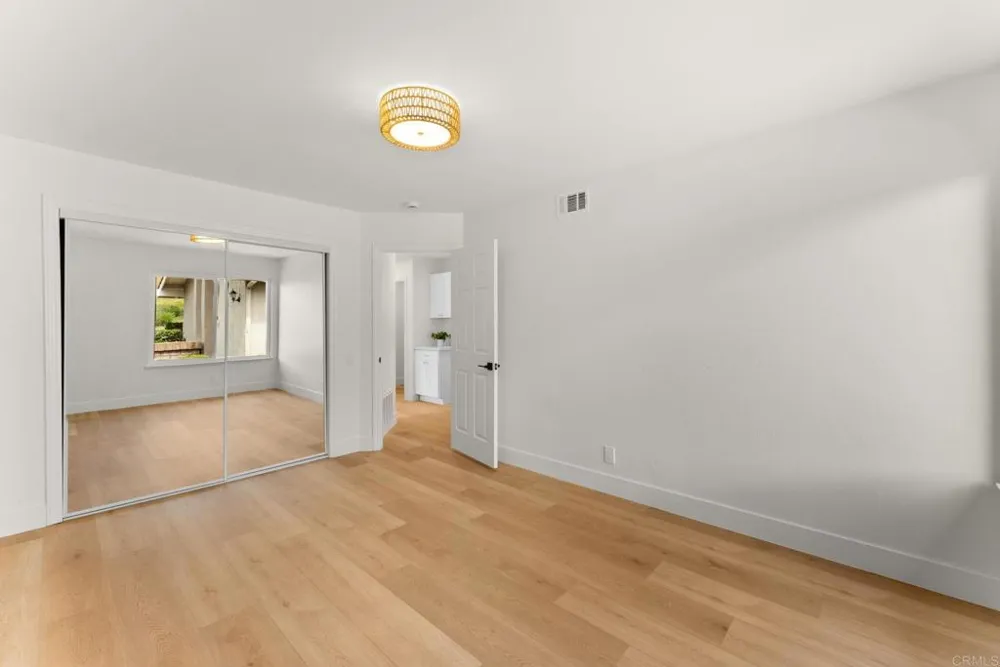 2237 Via Pedrera La Jolla, CA 92037