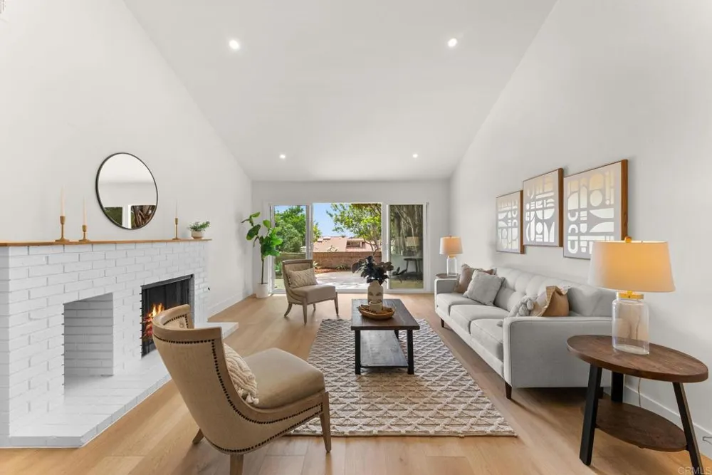 2237 Via Pedrera La Jolla, CA 92037