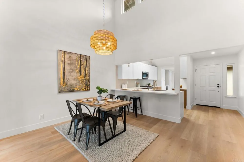 2237 Via Pedrera La Jolla, CA 92037