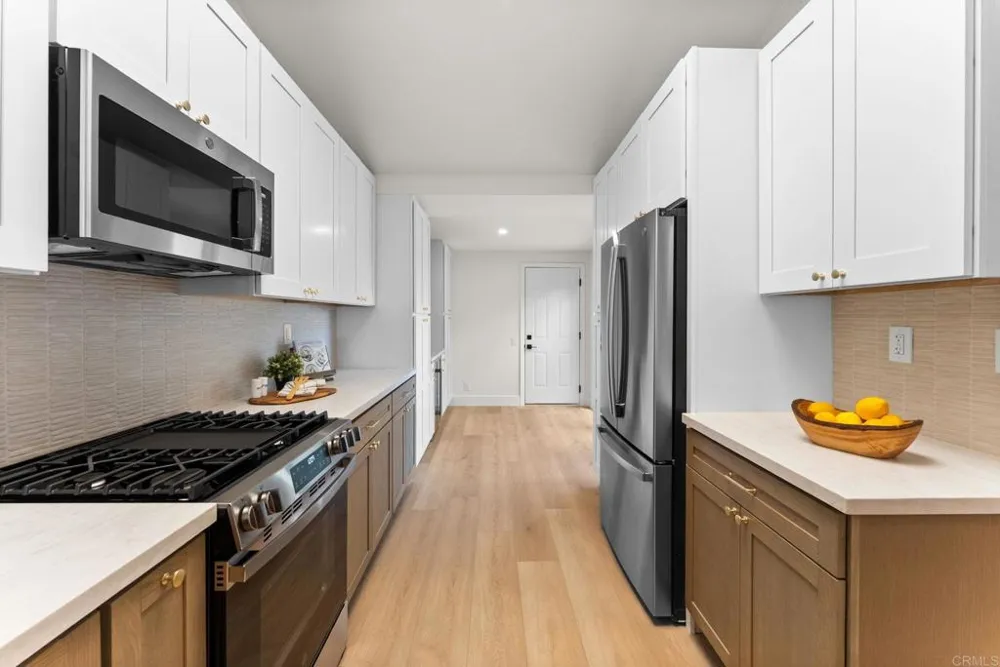 2237 Via Pedrera La Jolla, CA 92037