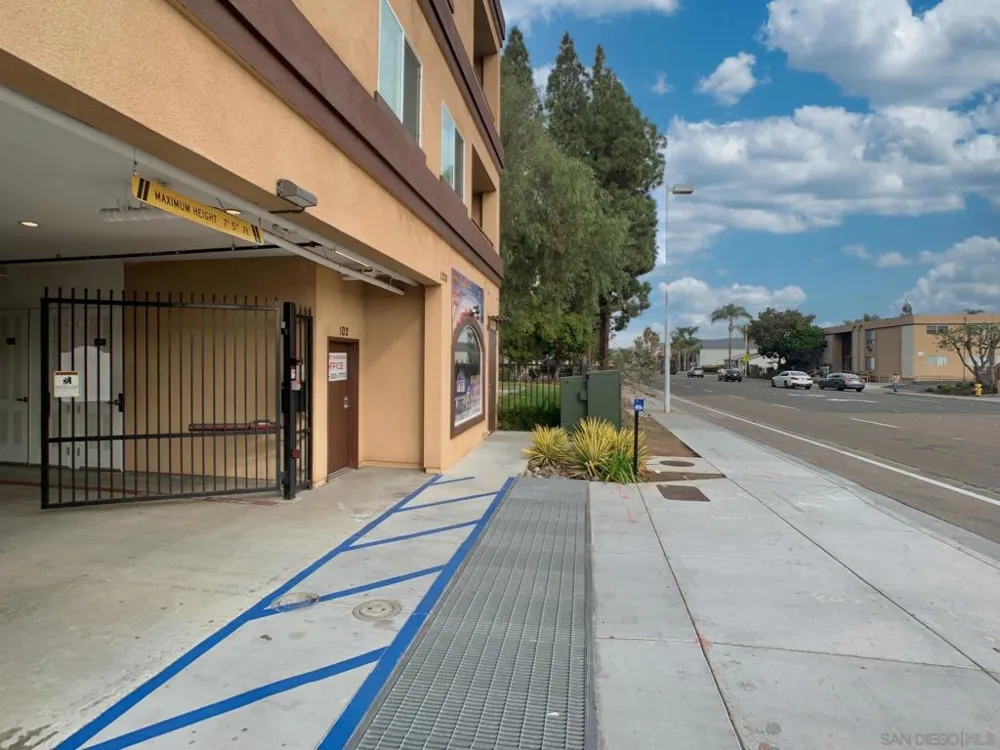120 Ballantyne El Cajon, CA 92020