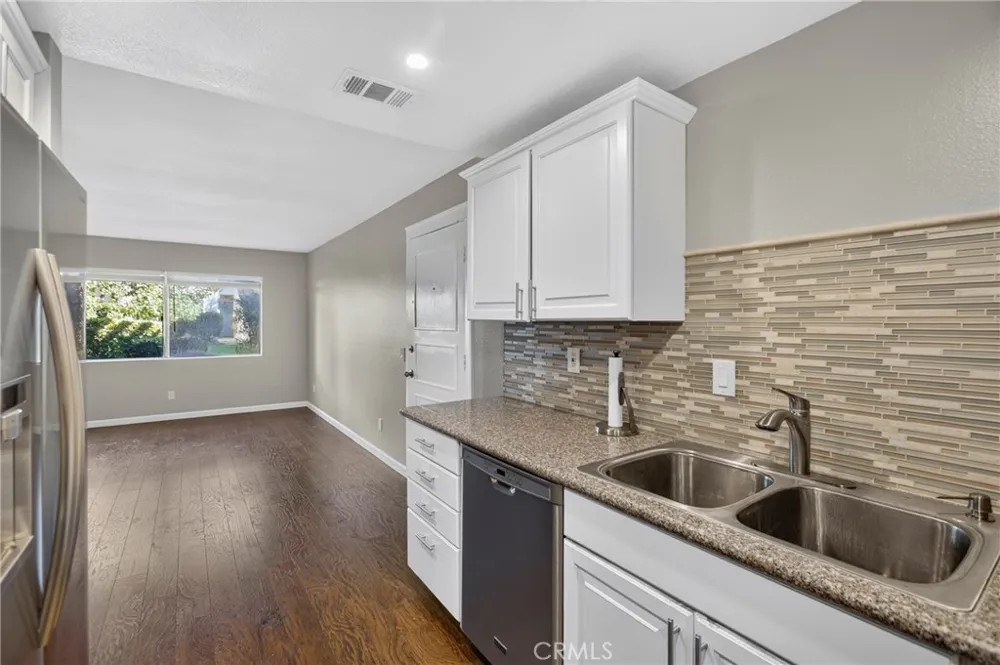 1346 E Hillcrest #42 Thousand Oaks, CA 91362