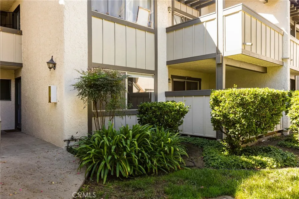 1346 E Hillcrest #42 Thousand Oaks, CA 91362