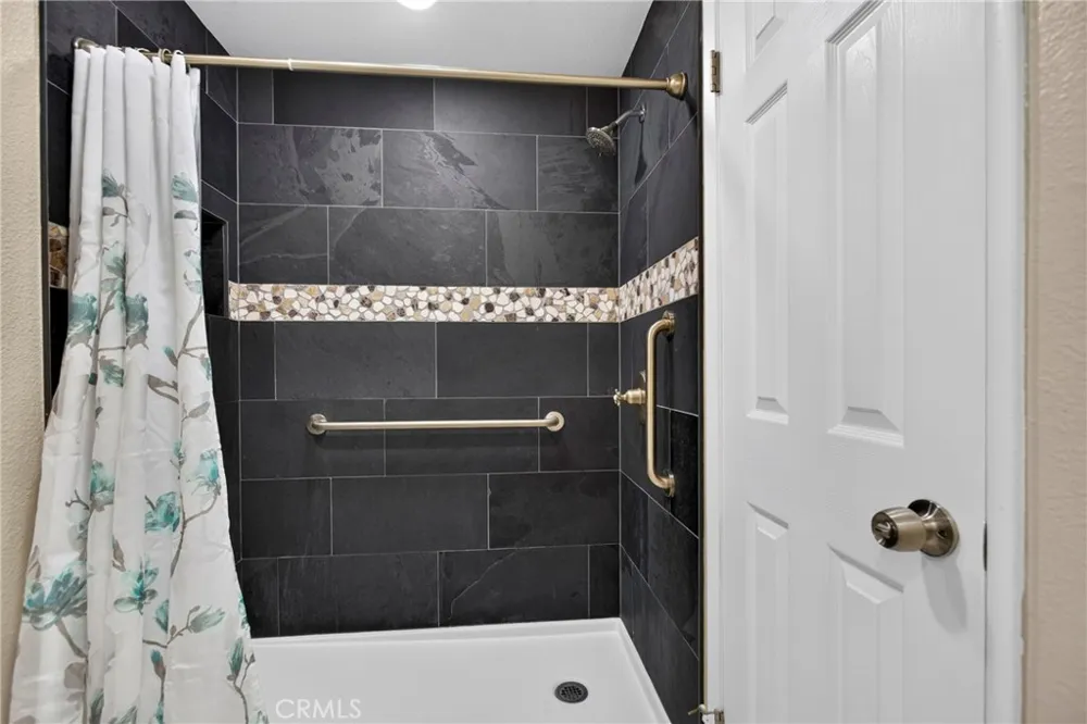 1346 E Hillcrest #42 Thousand Oaks, CA 91362
