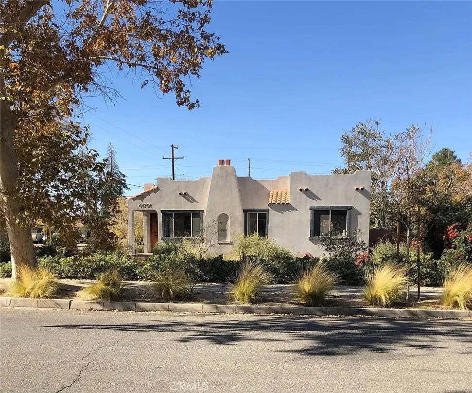 44701 Fig Avenue Lancaster, CA 93534