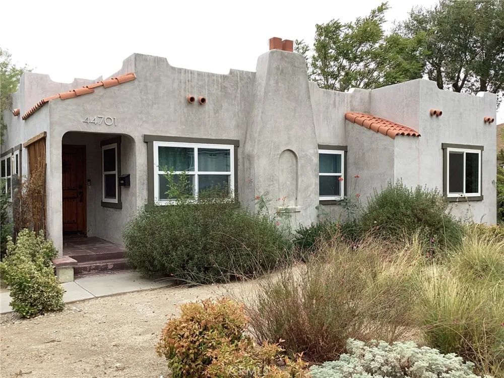 44701 Fig Avenue Lancaster, CA 93534