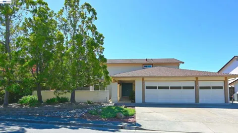 3585 Deer Park Ct
