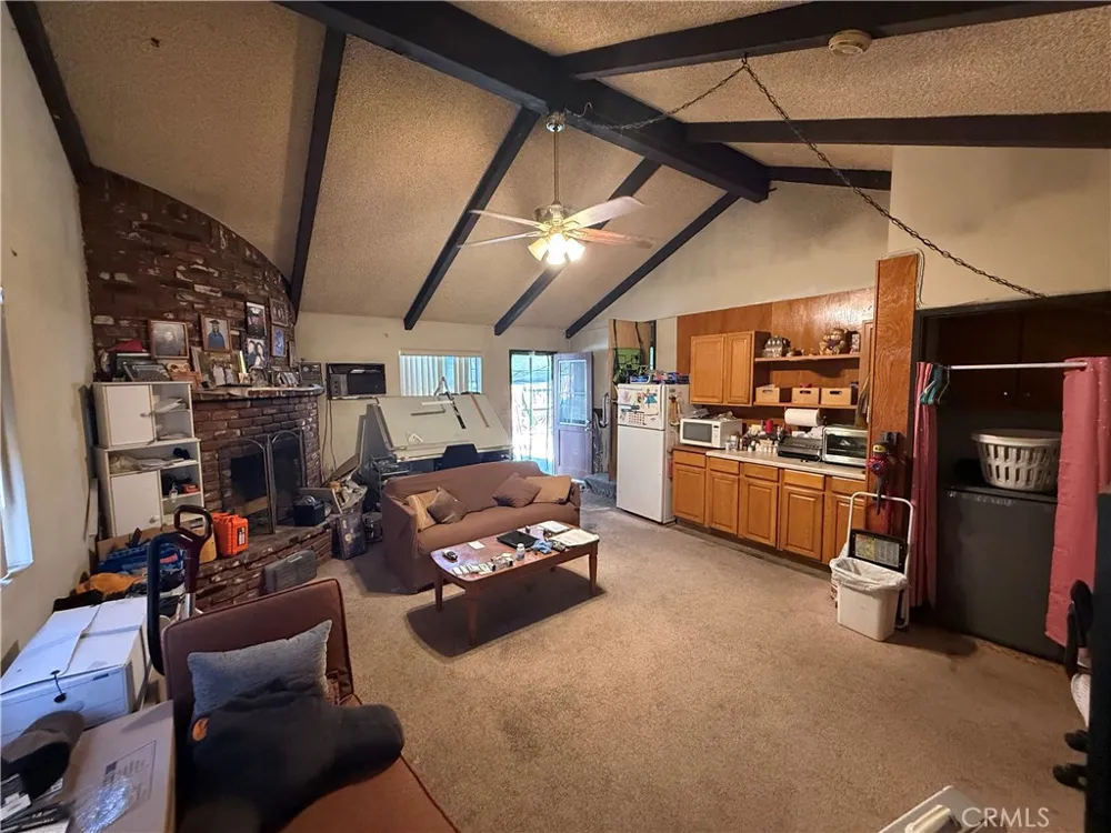 709 S Susanna West Covina, CA 91790