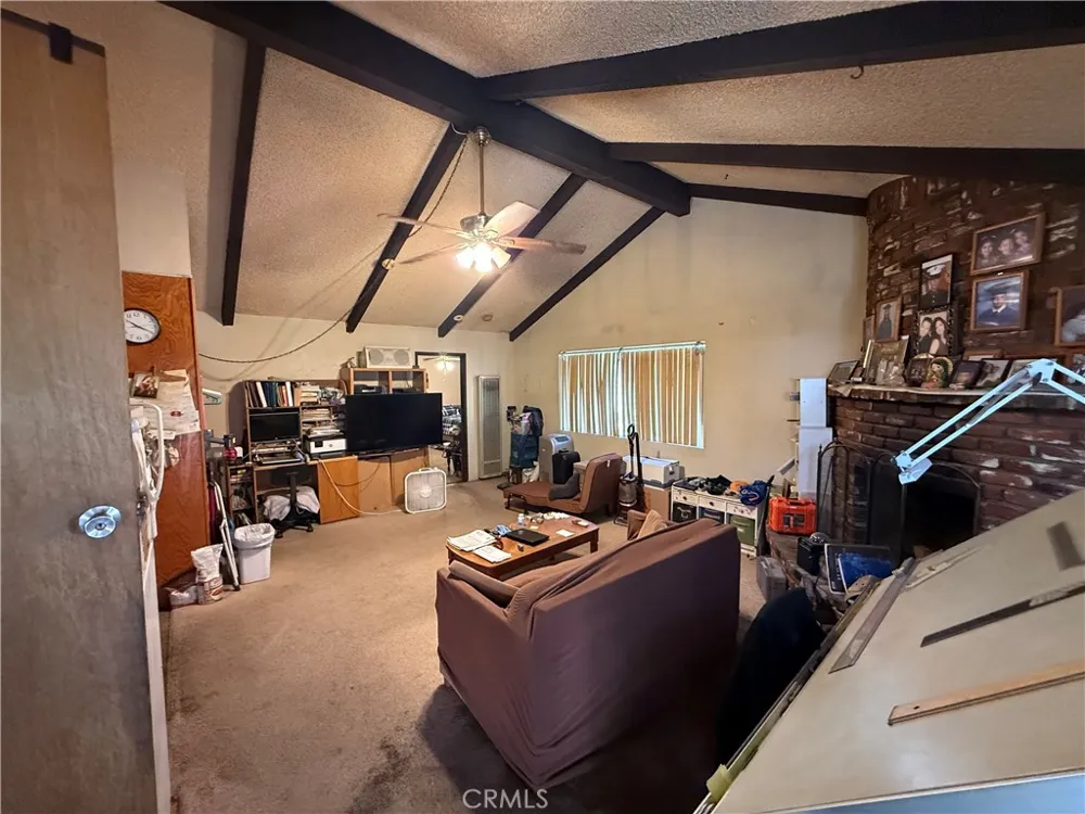709 S Susanna West Covina, CA 91790