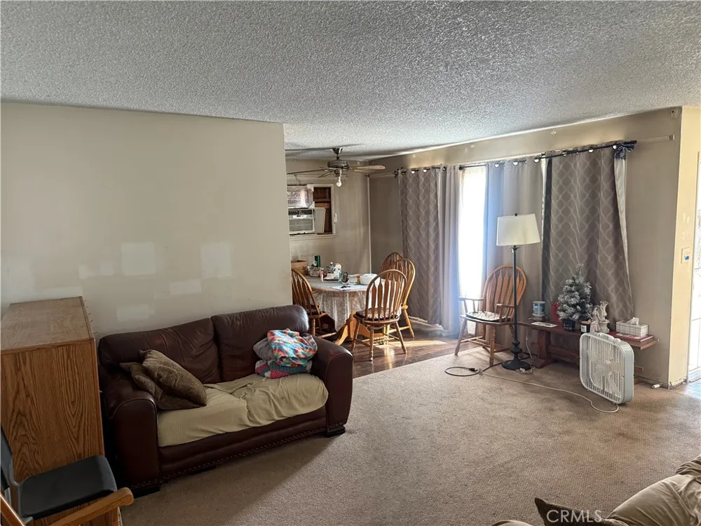 709 S Susanna West Covina, CA 91790