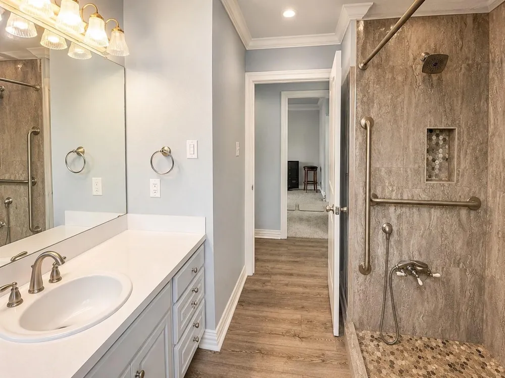 2820 Oleander Lane Groves, TX 77619