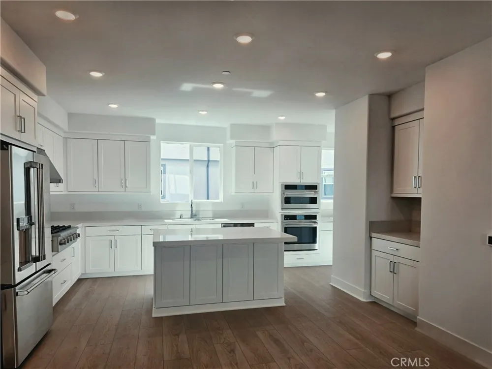 1835 Lychee Fullerton, CA 92835