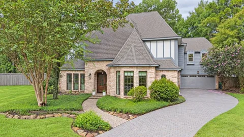 28 Mellow Leaf Court