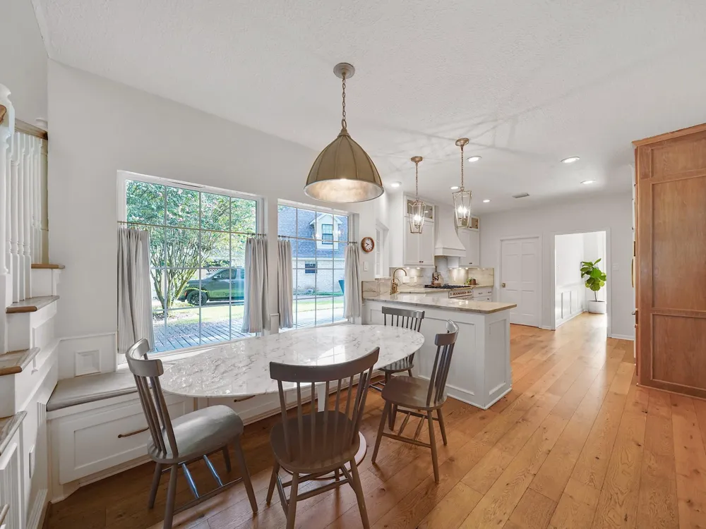 28 Mellow Leaf Court The Woodlands, TX 77381