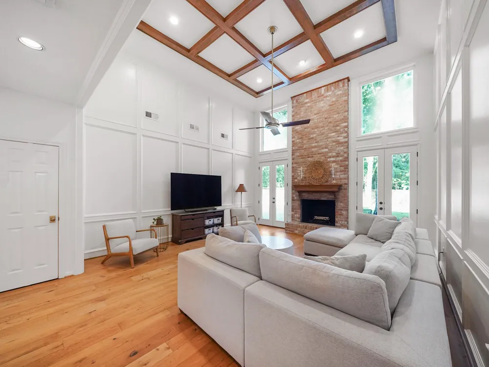 28 Mellow Leaf Court The Woodlands, TX 77381