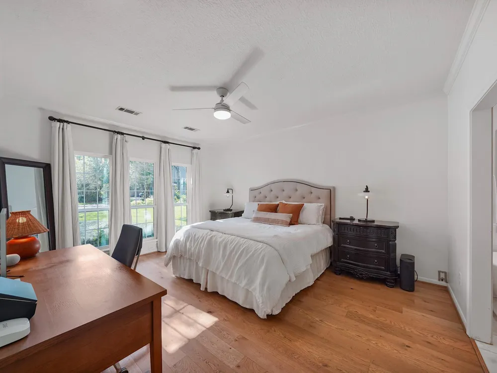 28 Mellow Leaf Court The Woodlands, TX 77381