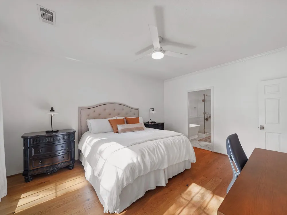 28 Mellow Leaf Court The Woodlands, TX 77381