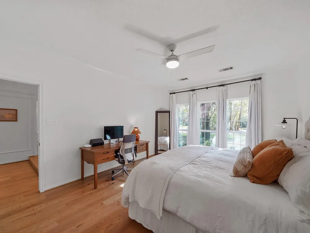 28 Mellow Leaf Court The Woodlands, TX 77381