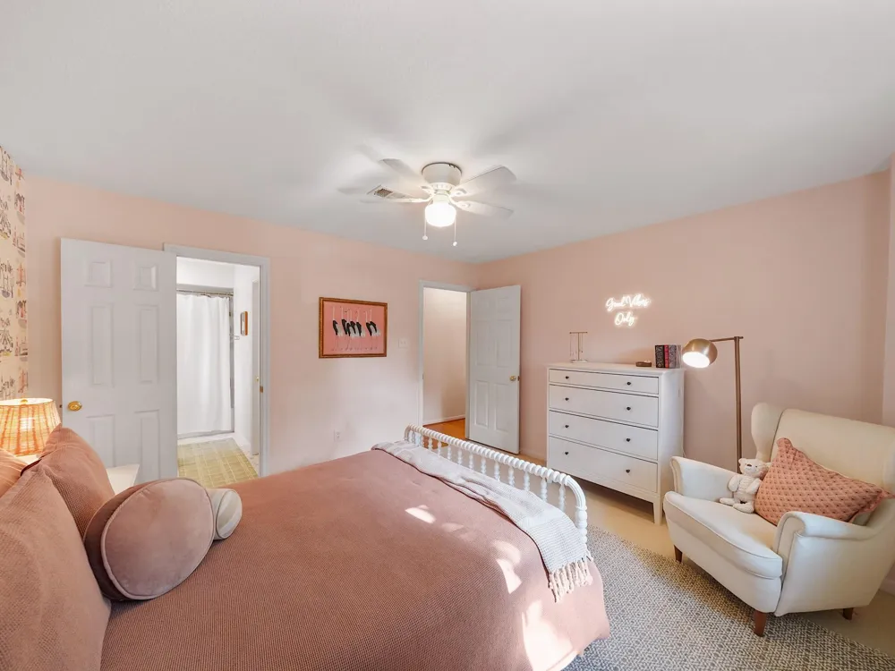 28 Mellow Leaf Court The Woodlands, TX 77381