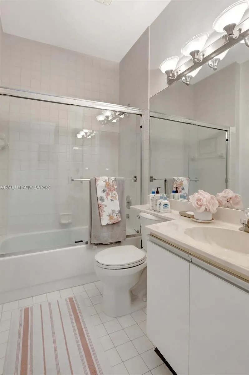 7616 Elmridge Dr #7-U Boca Raton, FL 33433