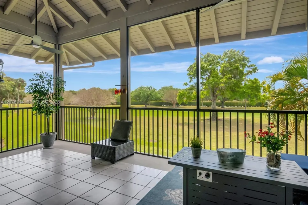 7616 Elmridge Dr #7-U Boca Raton, FL 33433