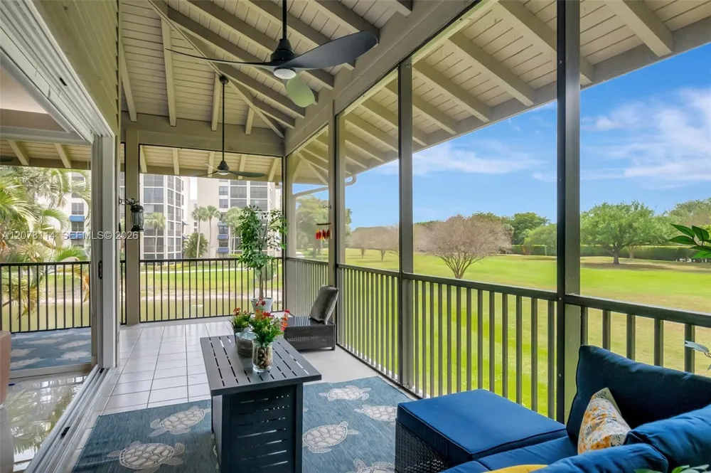 7616 Elmridge Dr #7-U Boca Raton, FL 33433