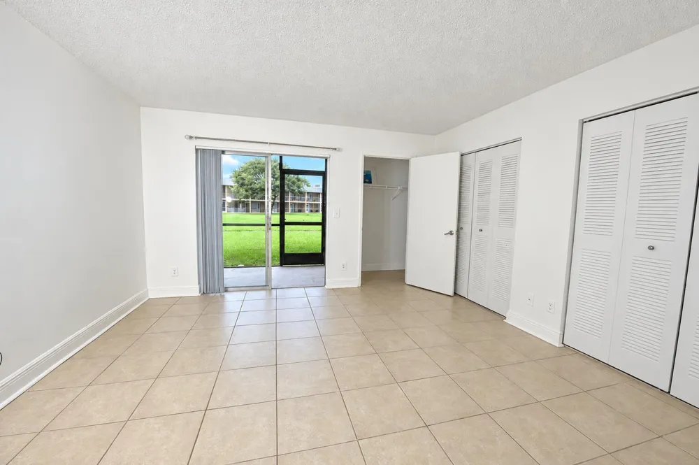 1604 Meadows Circle W Boynton Beach, FL 33436