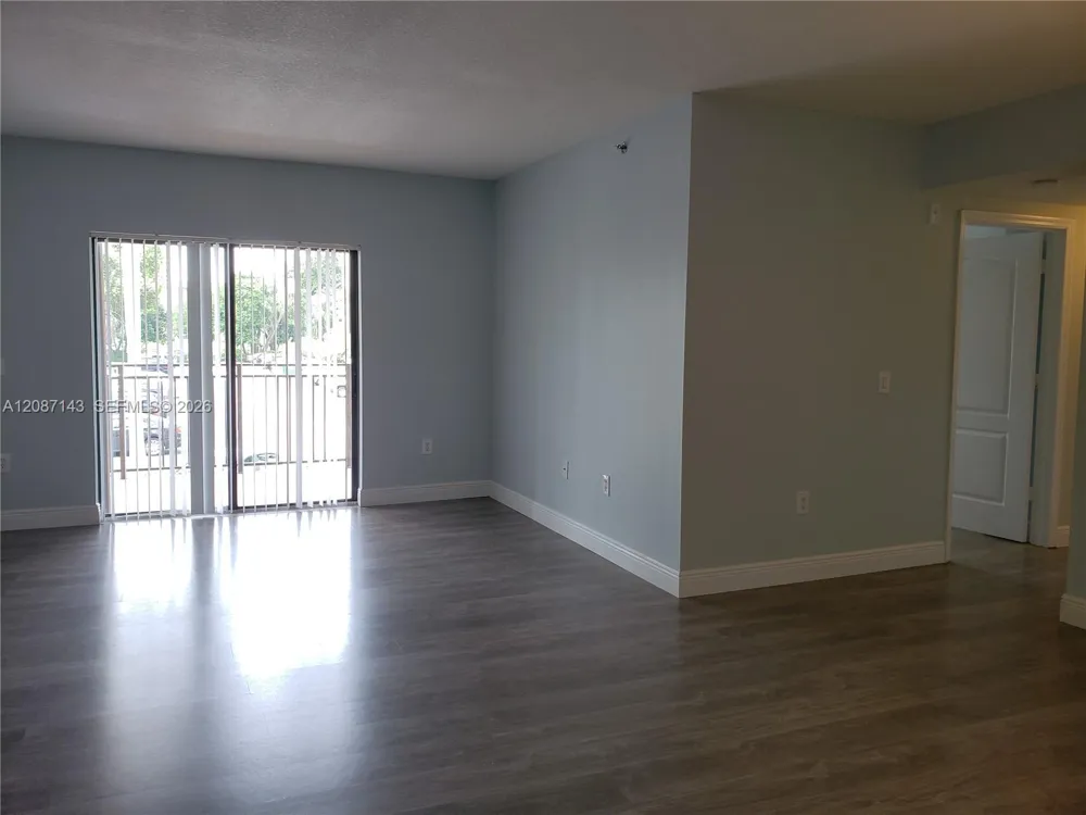9340 Fontainebleau Blvd #W212 Miami, FL 33172
