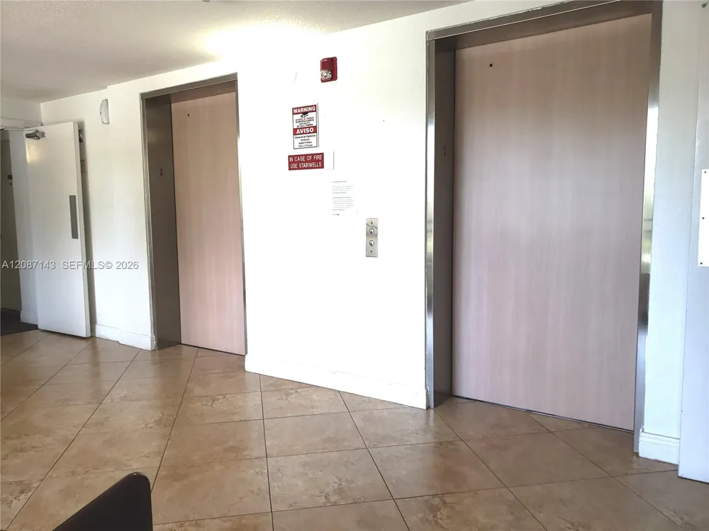 9340 Fontainebleau Blvd #W212 Miami, FL 33172