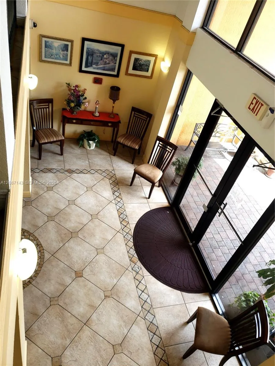 9340 Fontainebleau Blvd #W212 Miami, FL 33172