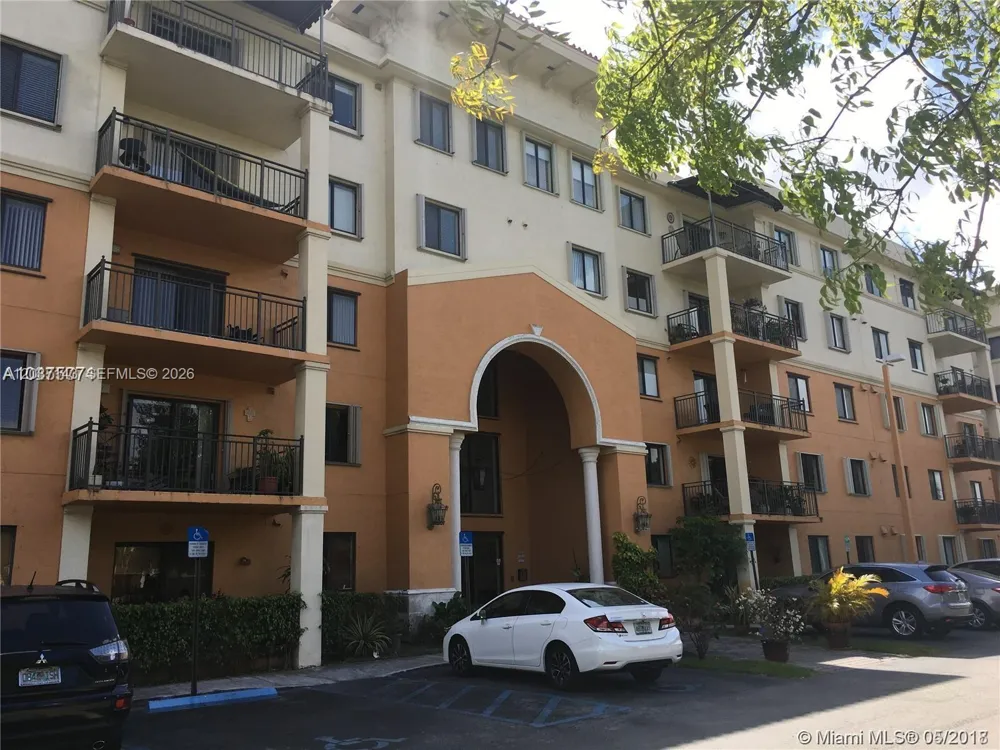 9340 Fontainebleau Blvd #W212 Miami, FL 33172