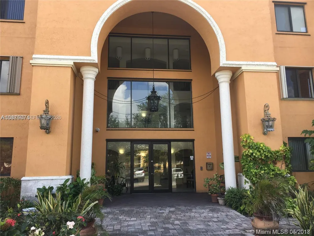 9340 Fontainebleau Blvd #W212 Miami, FL 33172