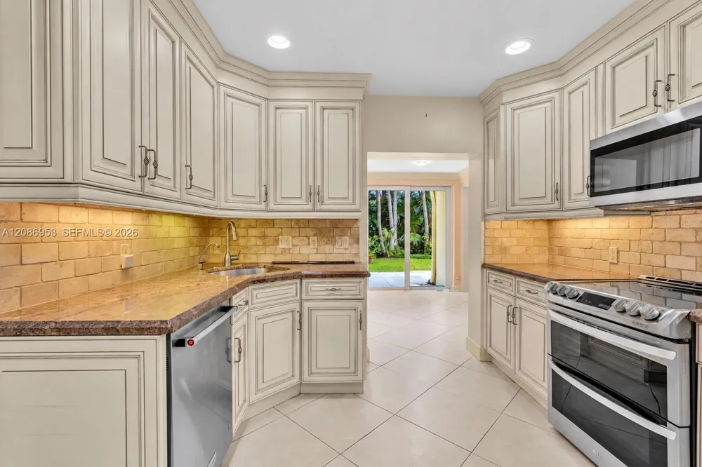 265 Fairview Rd Palm Beach, FL 33480