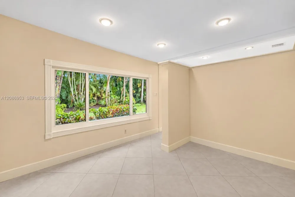265 Fairview Rd Palm Beach, FL 33480