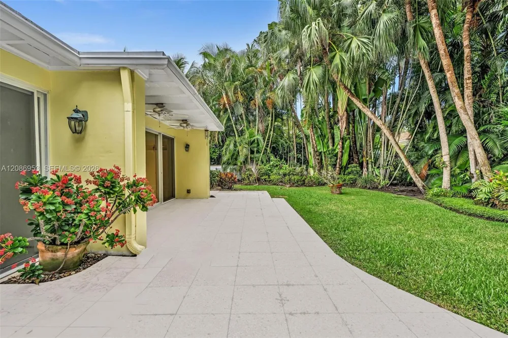 265 Fairview Rd Palm Beach, FL 33480