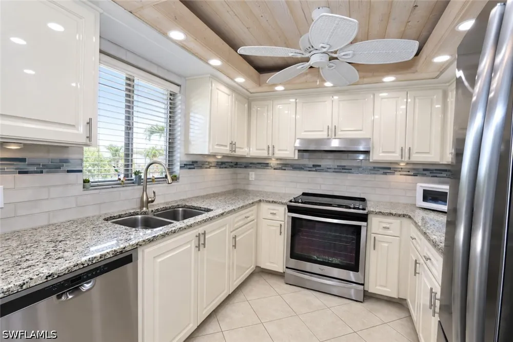 Rattlesnake Hammock Road #314 Naples, FL 34109